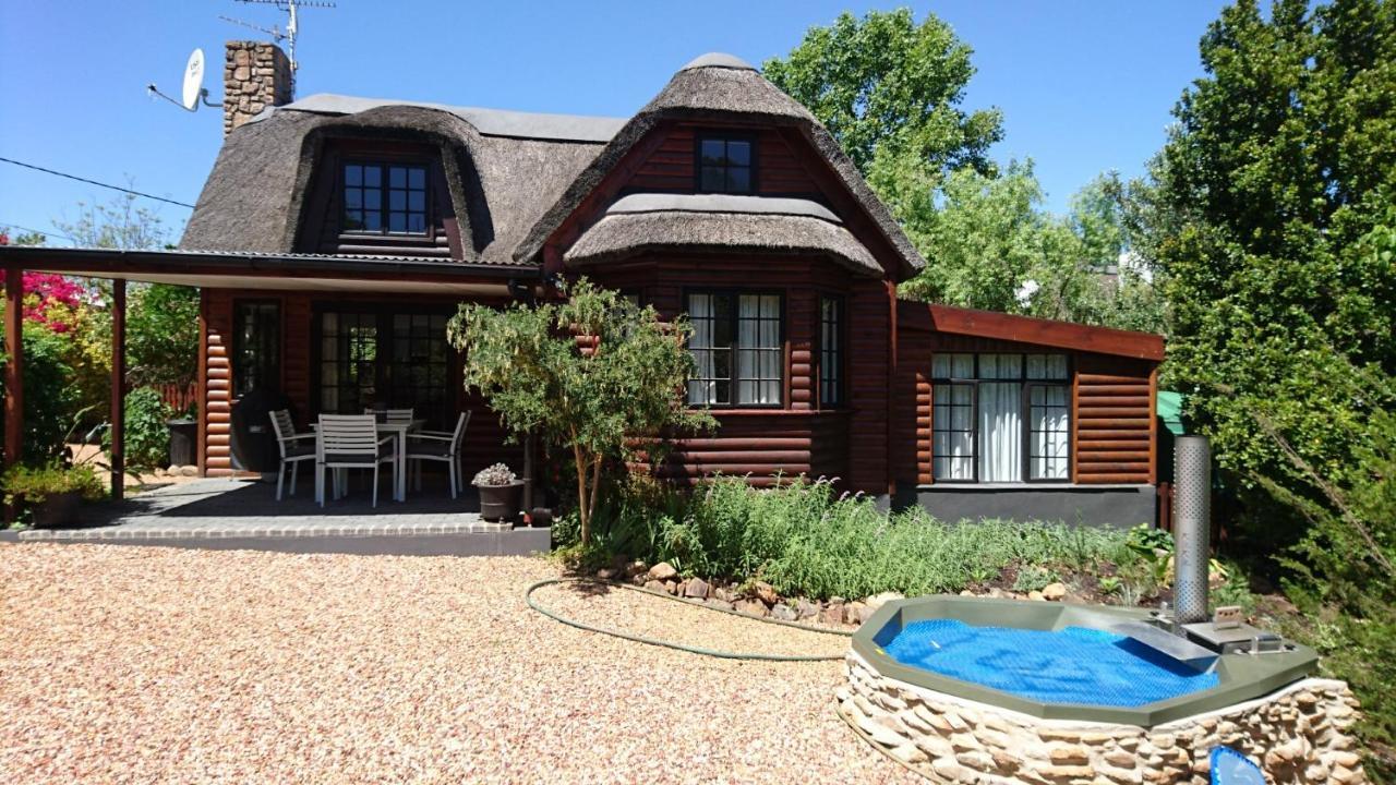 Appartamento Mountain View Swellendam Esterno foto